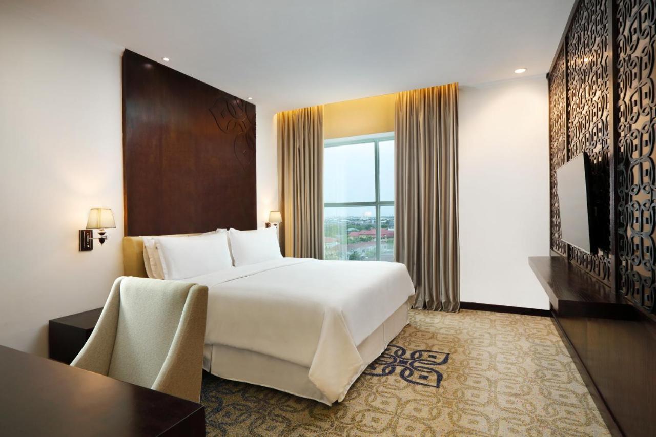 Four Points By Sheraton Makassar Kültér fotó